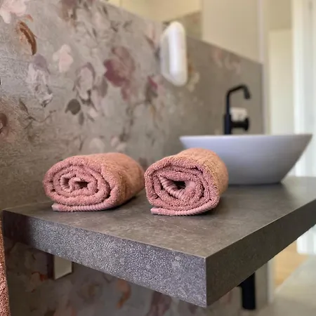 Guest house Inn Alba Alba (Piedmont)
