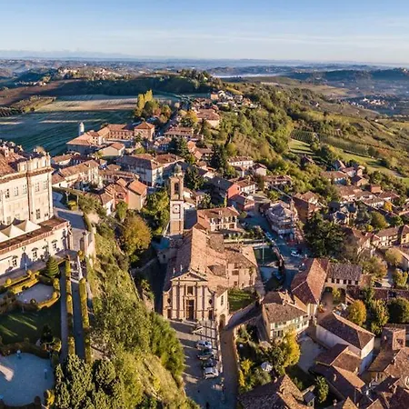 Inn Alba * Alba (Piedmont)